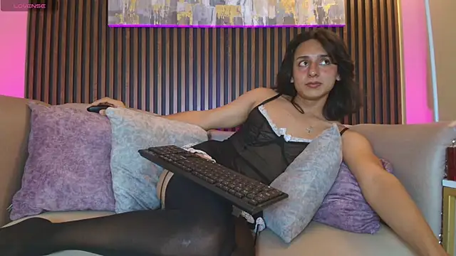 Elisasue webcam