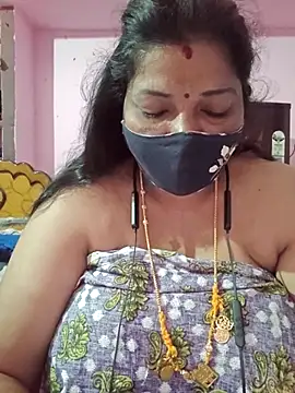 tamil_lathikaaa webcam