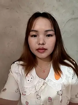 Mina_xYx webcam