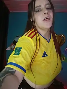 Lena_black_ webcam