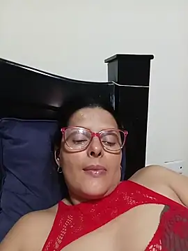 Bella_Morena27 webcam