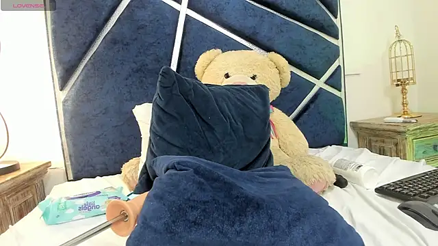EmmaEbony11 webcam