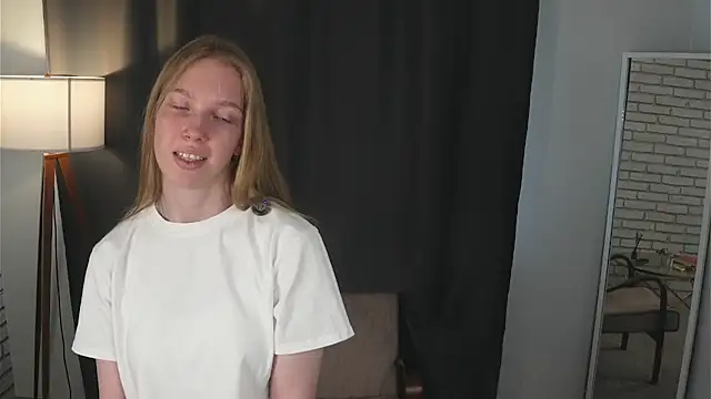 TorrieKataoka webcam