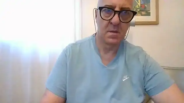 ANONIMO7735 webcam