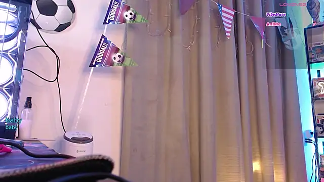Emmy_Ruiz webcam