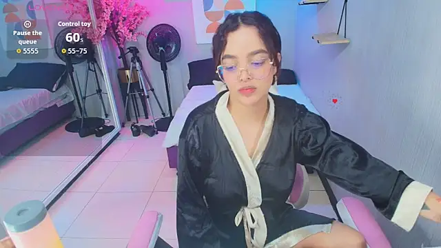 Maggy_t18 webcam