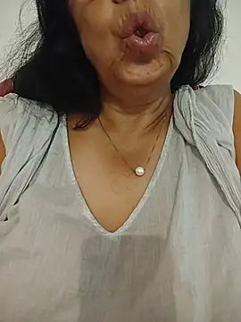 NakedMILFx