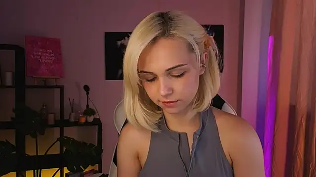 ElenaMonroe webcam