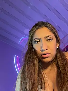 krystal_swift live cam on StripChat