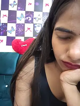 Alisha_Babyy webcam