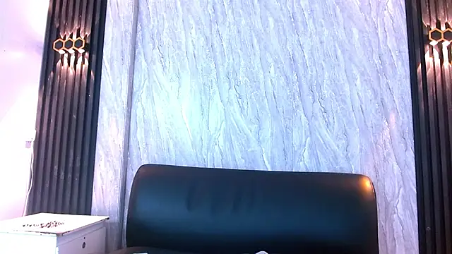 anxiuos_miller webcam