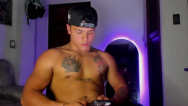 Dominic_Biker__ webcam