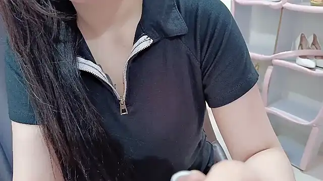Ari-sweety webcam