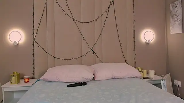 AdeleSilvy webcam