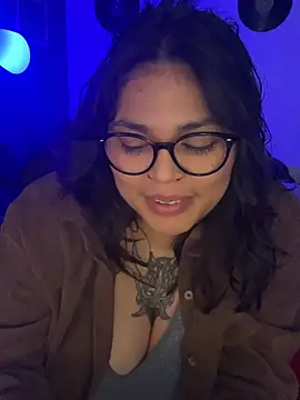 miacanela_xo