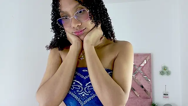 allison_ibarra01 webcam