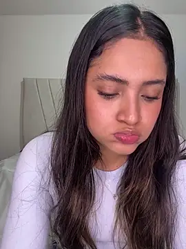 Watch Isa_squirt1 live on EroticFlix - High definition streams