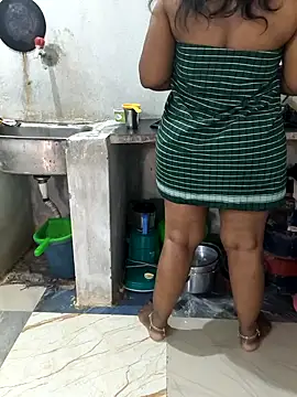 MaaliiiPonuTamil webcam