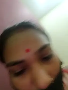 Bhuvika_Love-143 webcam