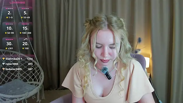 Linda__Bloom webcam