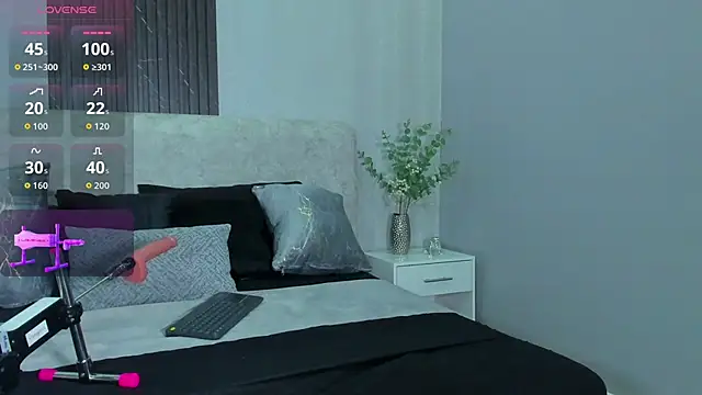 Lilii_Peach webcam