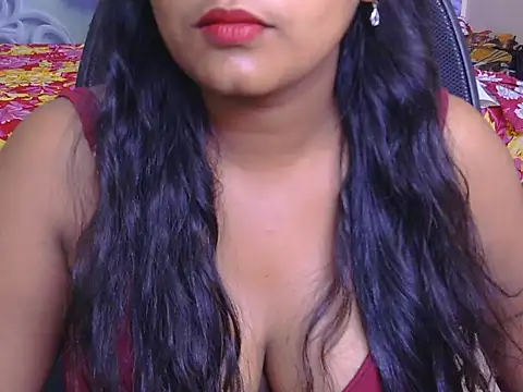 bold-kiyara webcam
