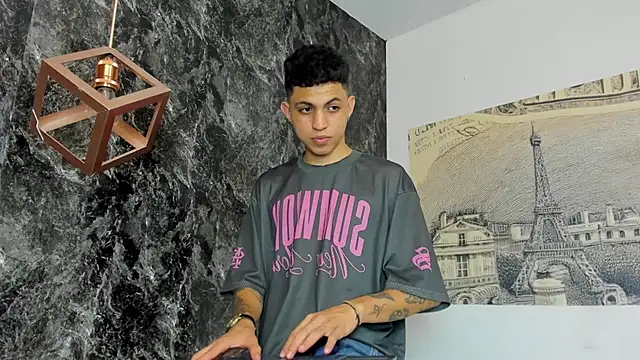cameron_lux77 webcam