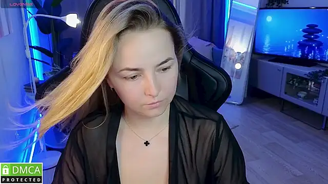Mira_Mermayd webcam