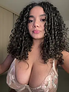 Curlyierr webcam