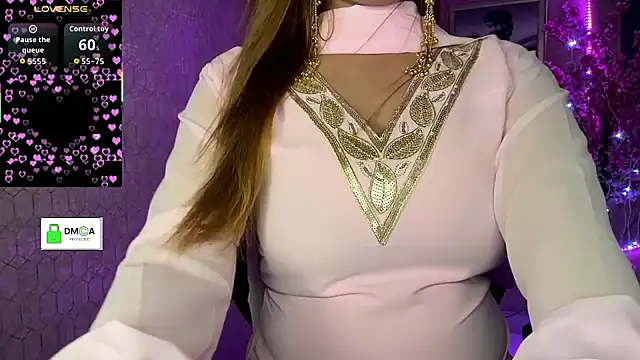 Diamond_Girl__ live cam on StripChat