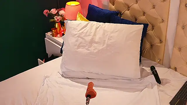 caroline_adams_ webcam