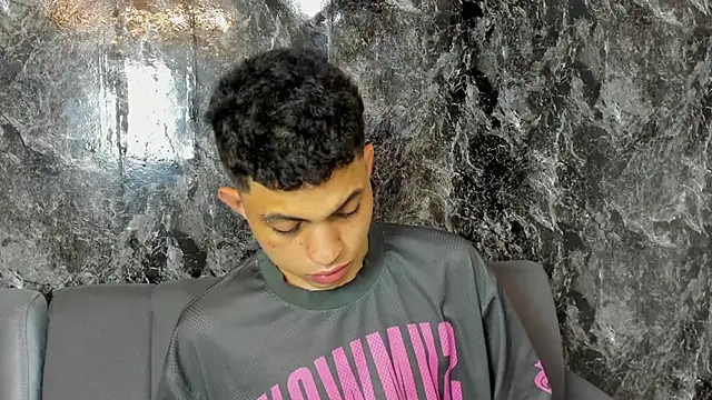 cameron_lux77