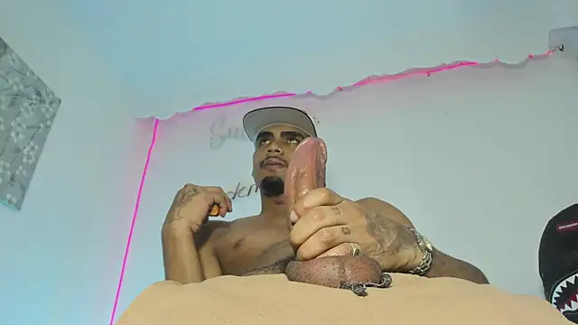 Rpoolrboy webcam