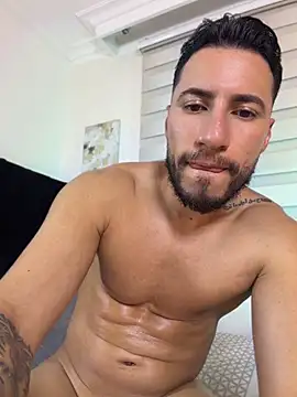 Thiago_Hill webcam