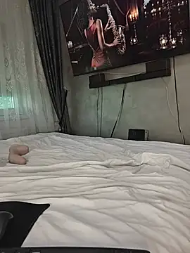 AvaSquirtMilf webcam