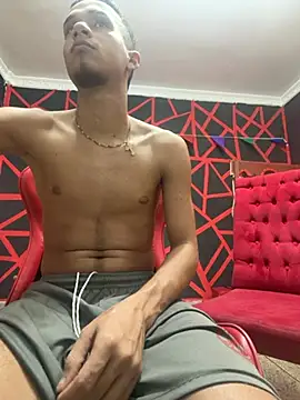 friends_lust_latin webcam