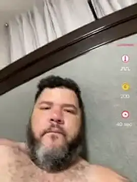 HotDominicanCum webcam