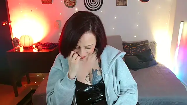 Katicalatinmilf webcam