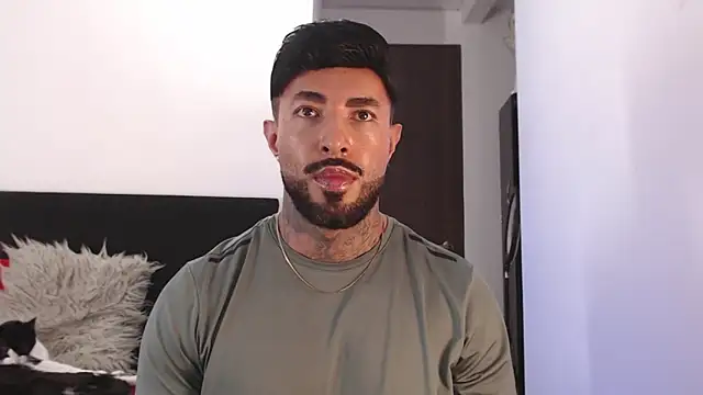 andrea_de_lucaa webcam