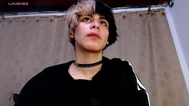 DaraSweet20 webcam