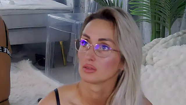 IsabelleEthan webcam