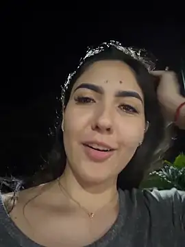 i_am_sophie_ (Ask my age) - RUB PUSSY FRONT UBER DRIVER
