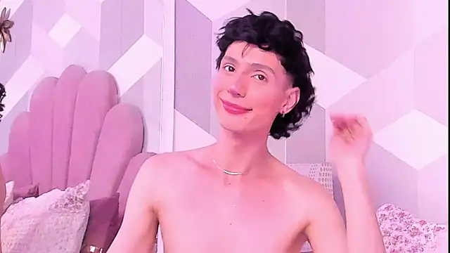 KylieMonnett webcam