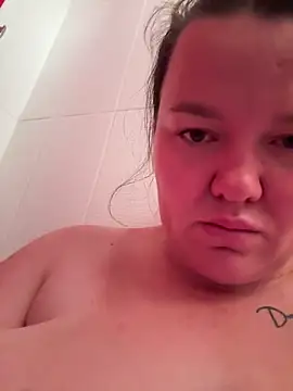 SunnyLeila2101 webcam