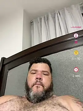 HotDominicanCum webcam