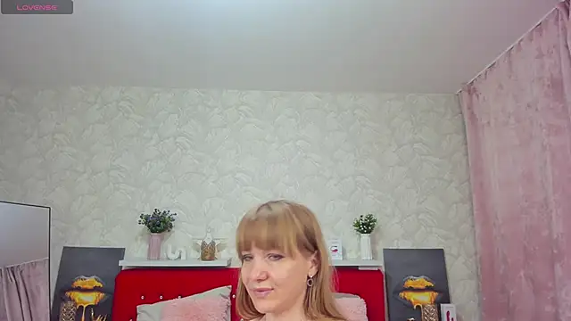 KattyPeachX webcam