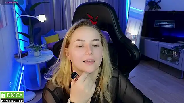 Mira_Mermayd webcam