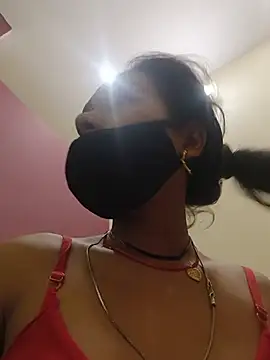 Bhuvika_Love-143 webcam