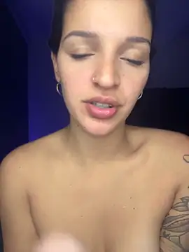 maar-1 (F young) - Paja con mi dildo