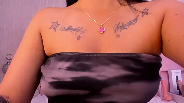 Watch HannaTaylor live on EroticFlix - High definition streams